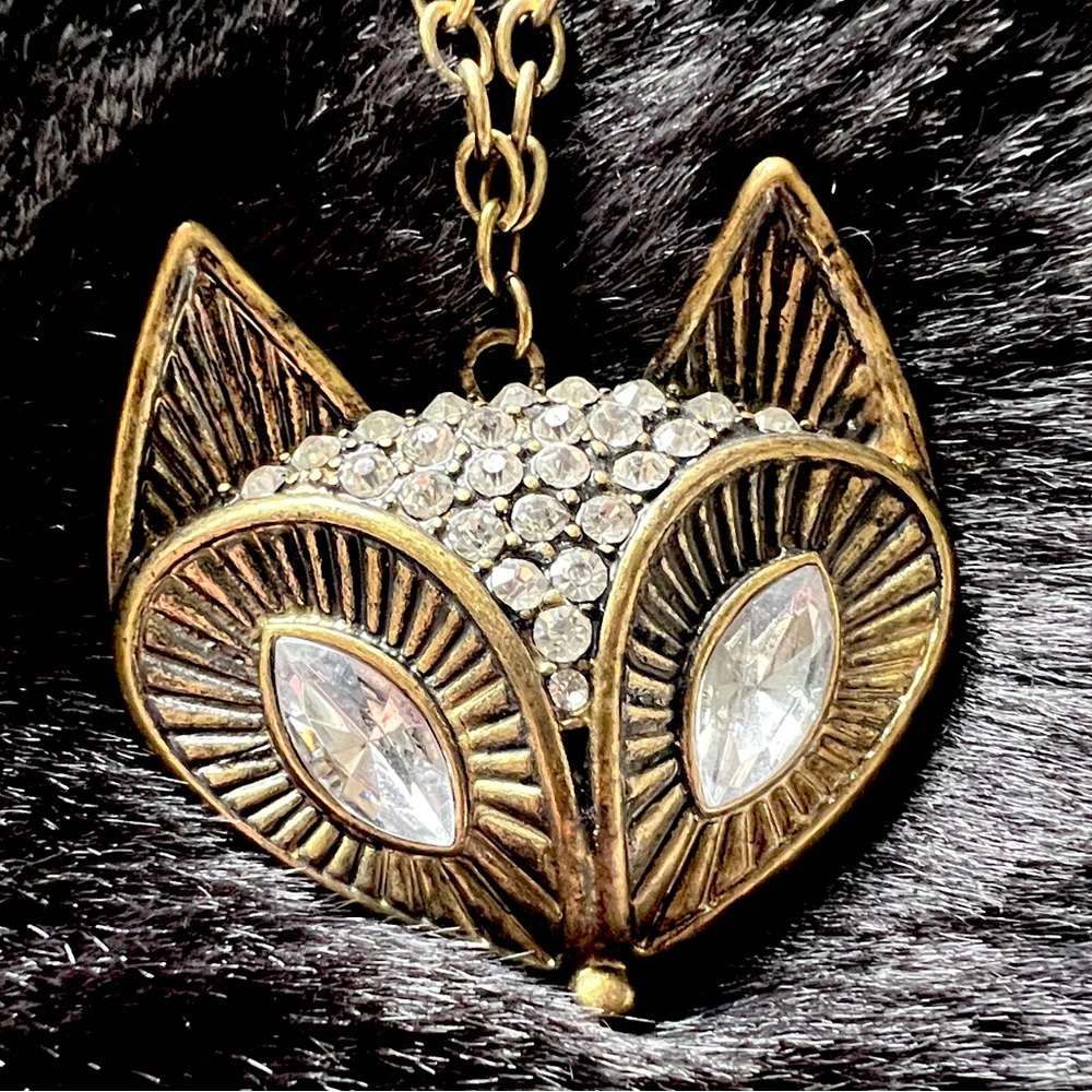 NEW Fox Face Rhinestone Antiqued Gold tone necklace